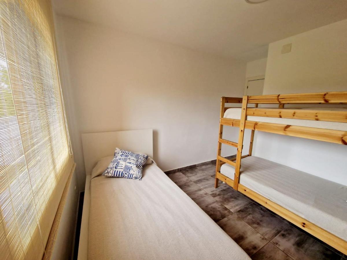 Apartamento Mar Del Priorat Apartment Salou Bagian luar foto